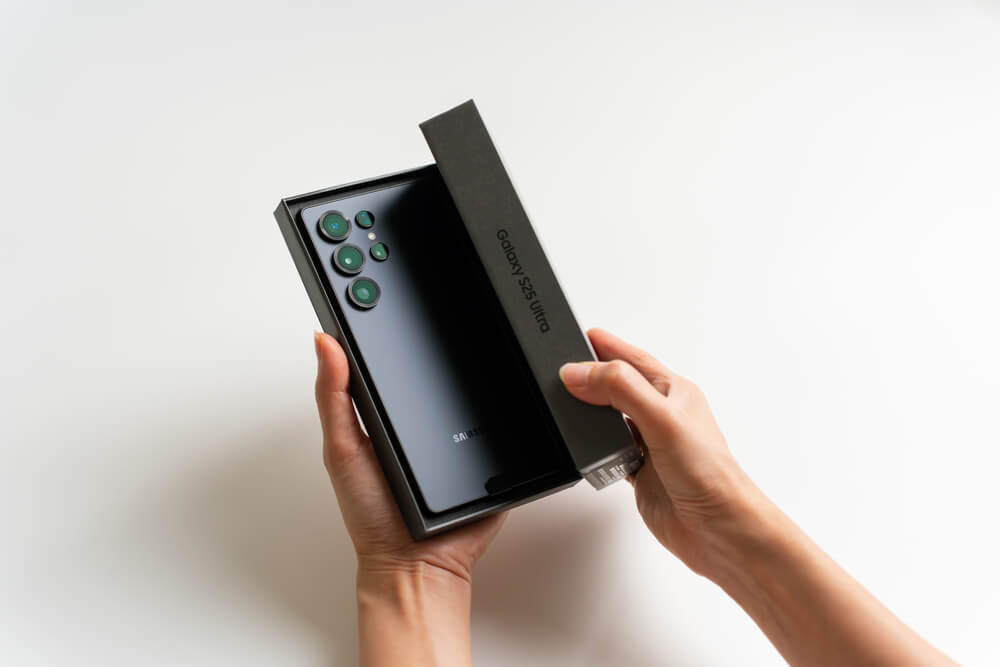 Samsung Galaxy S25 - nowy smartfon, nowe wyzwania. Jak zadbać o jego ekran?